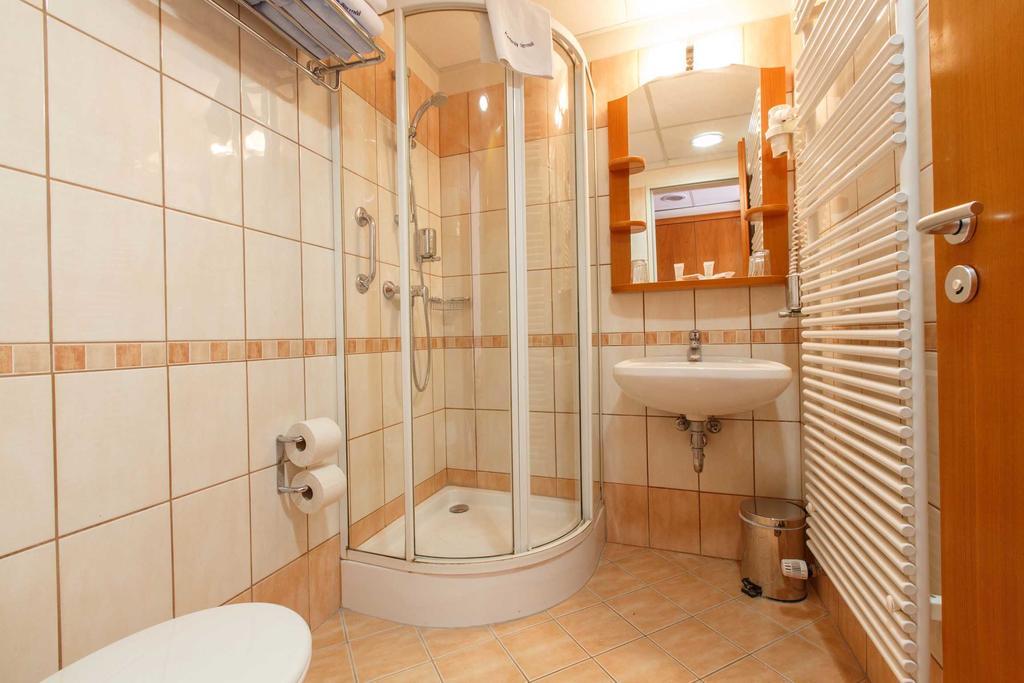 Kehida Hertelendy Haz Hotel Kehidakustany Luaran gambar